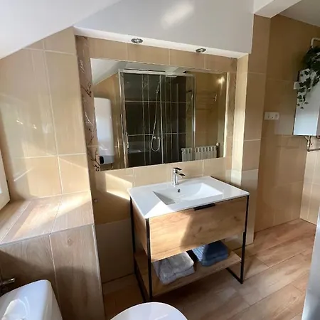 Apartament Karkonoska *