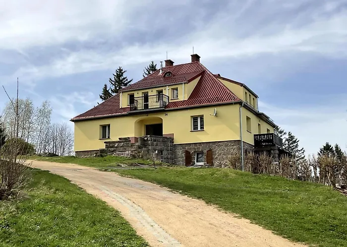 アパート Karkonoska